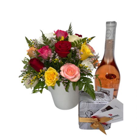 סידור ורדים בתוספת שמפניה ומארז שוקולד